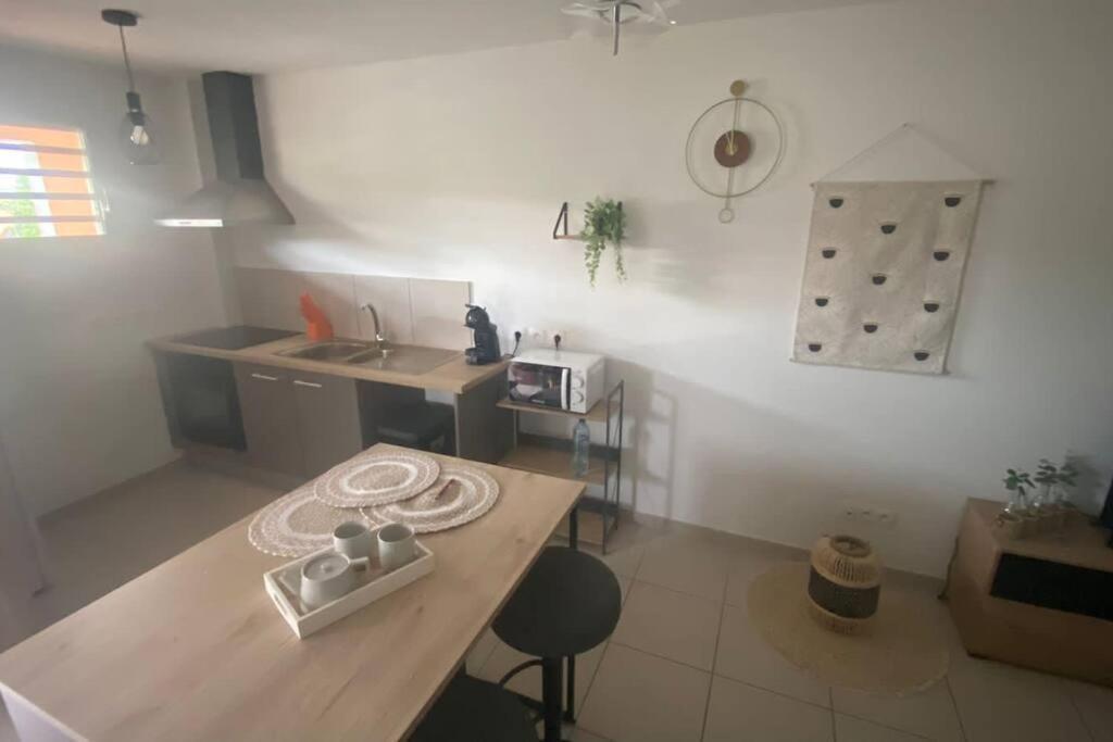 Appartement T2 Tres Cosy Cayenne Kültér fotó